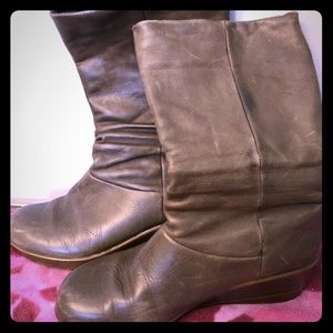 Size 8 Keen Calf Boots